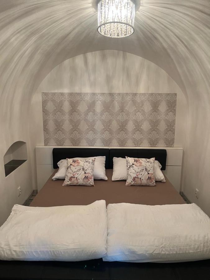Apartman V Rodinnem Dome Jaromer Exterior photo